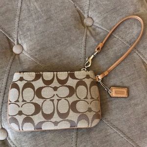 Coach wristlet BRAND NEW